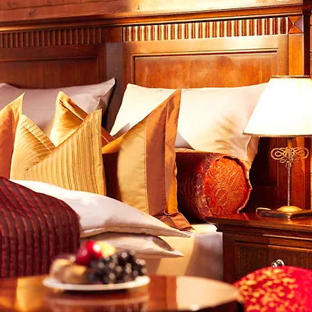 Bentleys House Hotel